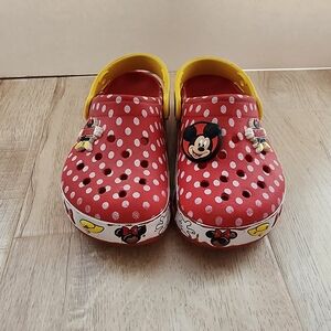 Minnie Mouse Light Up Crocs C11 Toddler Shoes Red Yellow White Polka Dot